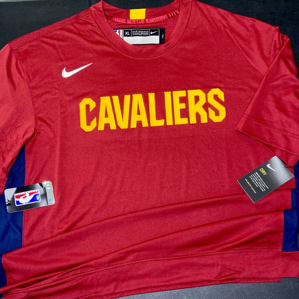 NWT men's XLT nike cleveland cavaliers Team/player exclusive NBA